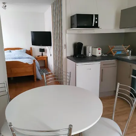 Studio Independant Dans Maison Individuelle *